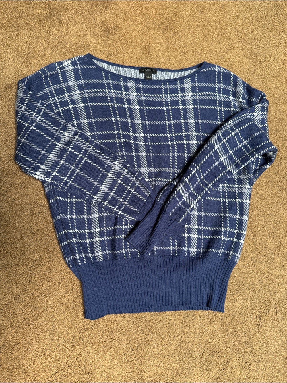 NWOT Ann Taylor Navy & White Plaid Crewneck Sweater